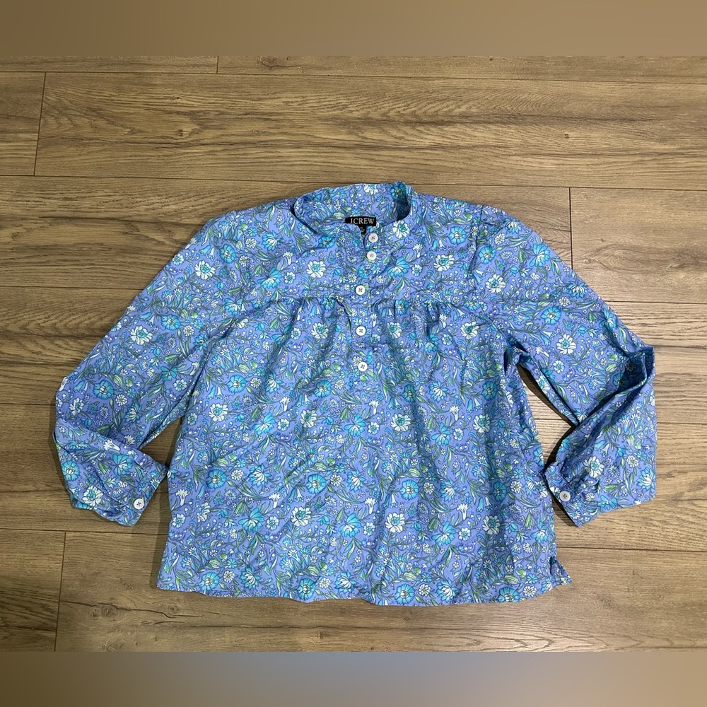 J Crew size XL blue floral shirt